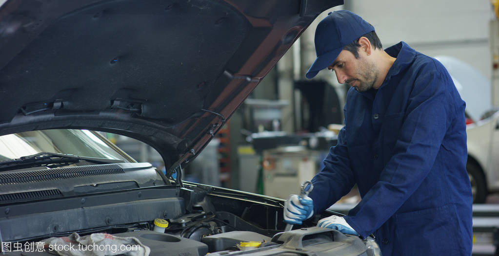汽车服务的专业化与现代化 从故障诊断到技术维护